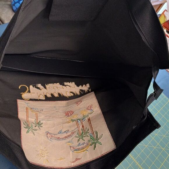St. Maarten Black Tote Cottagecore Grandmacore - Picture 4 of 6